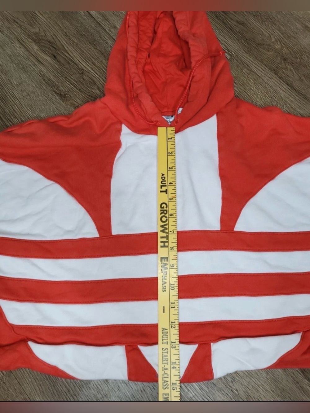 adicolor Big Trefoil Cropped Hoodie NWOT - Picture 8 of 8